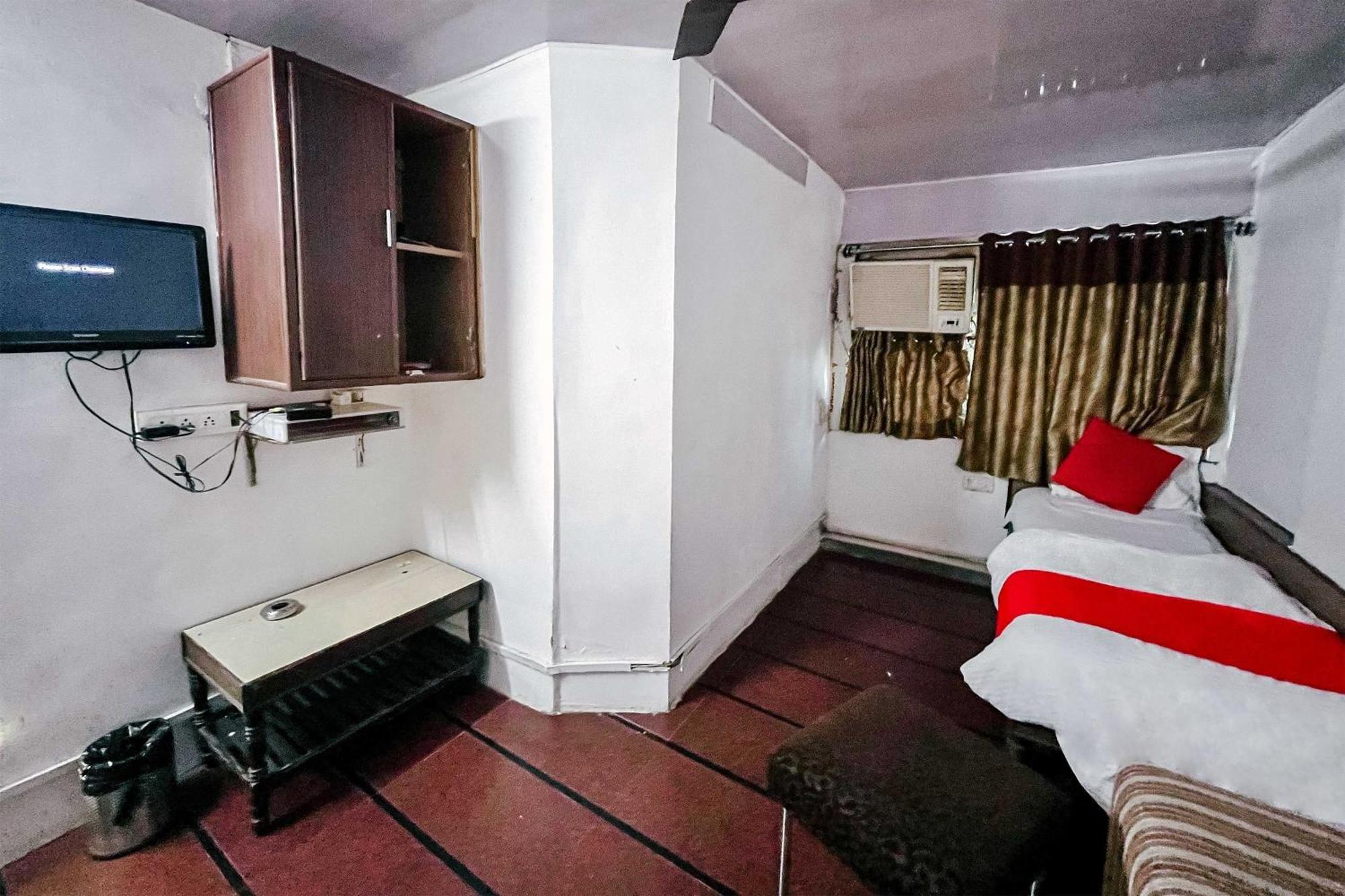 Hotel Maninagar Residency Batwa Exterior photo