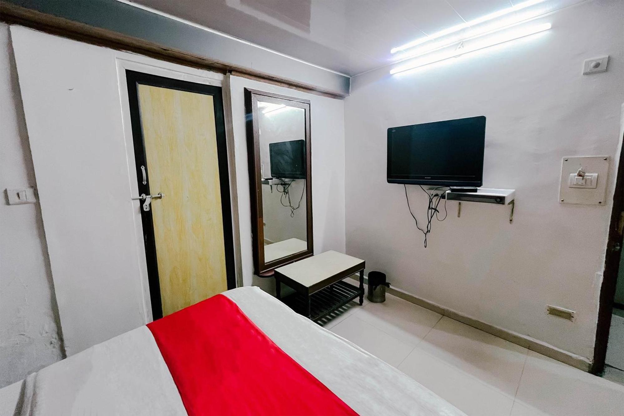 Hotel Maninagar Residency Batwa Exterior photo